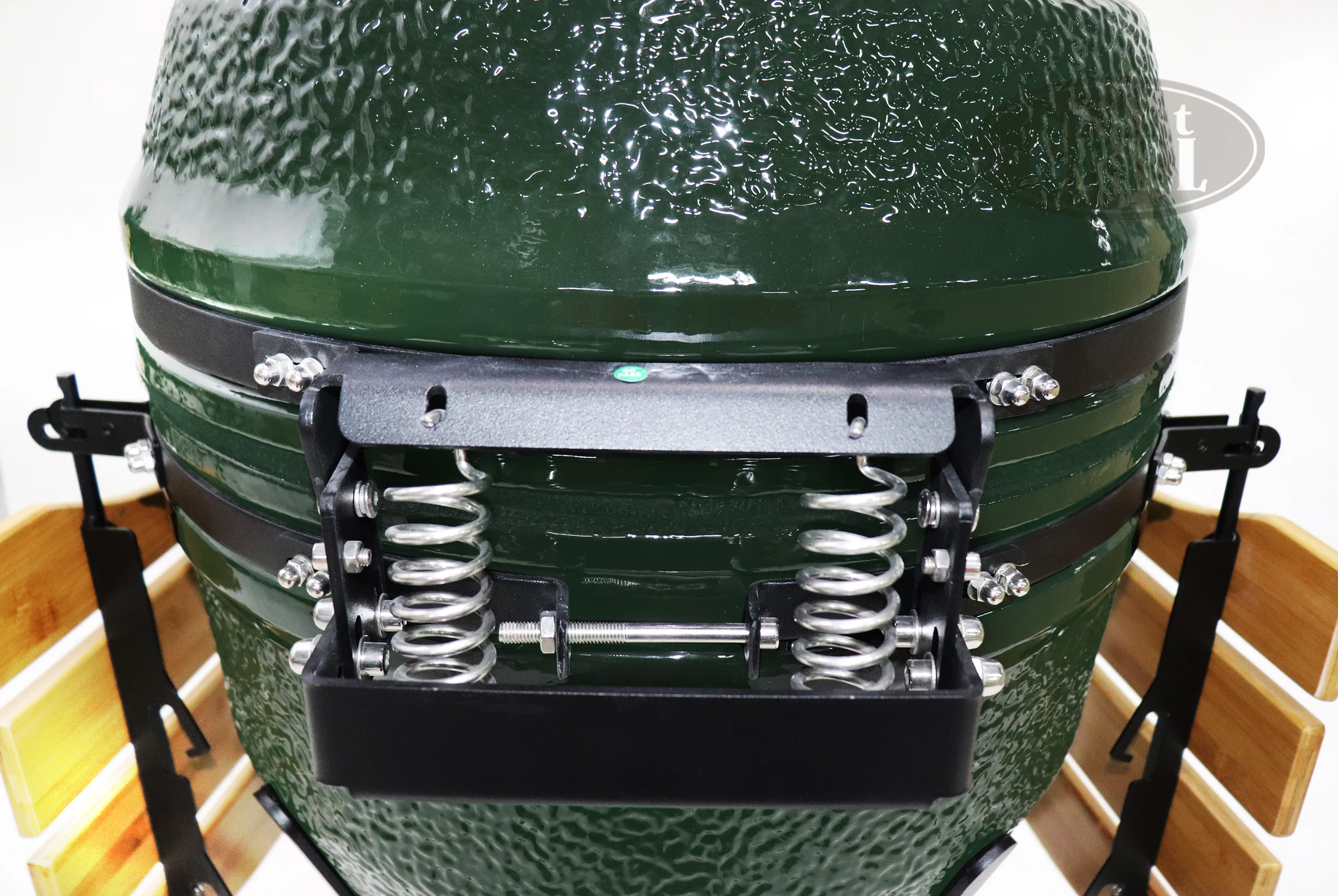  Керамический гриль-барбекю 22 дюйма (зеленый) (56 см) по низким ценам в Томске и Северске