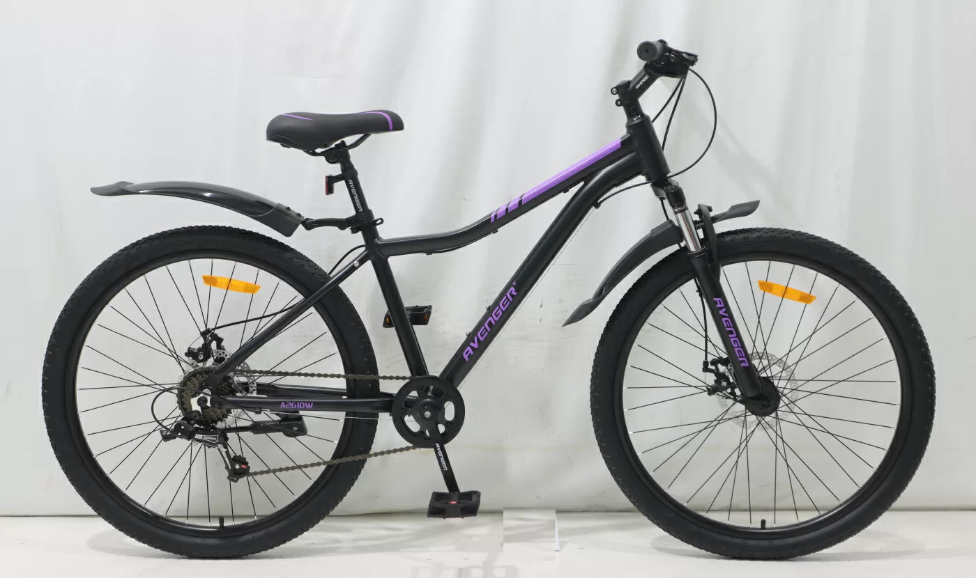 Реальное фото Велосипед 26" AVENGER A261DW, черный/фиолетовый (2024) от магазина СпортСЕ