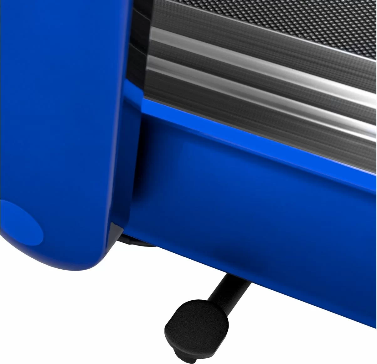 Реальное фото Беговая дорожка Titanium Masters Slimtech S60, синяя от магазина СпортСЕ