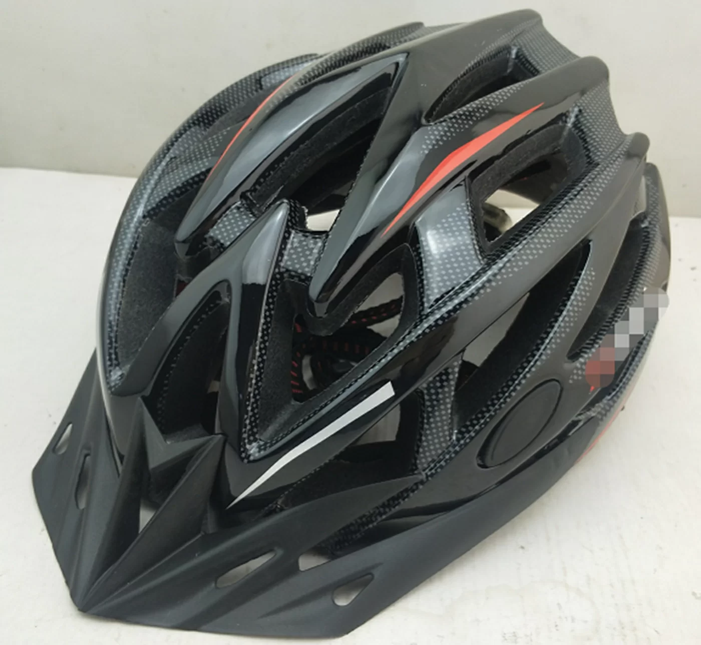 Реальное фото Шлем FSD-HL056 (in-mold) чёрный 600304 от магазина СпортСЕ