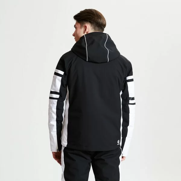 Реальное фото Куртка Outshout Jacket (Цвет 800, Черный) DMP449 от магазина СпортСЕ