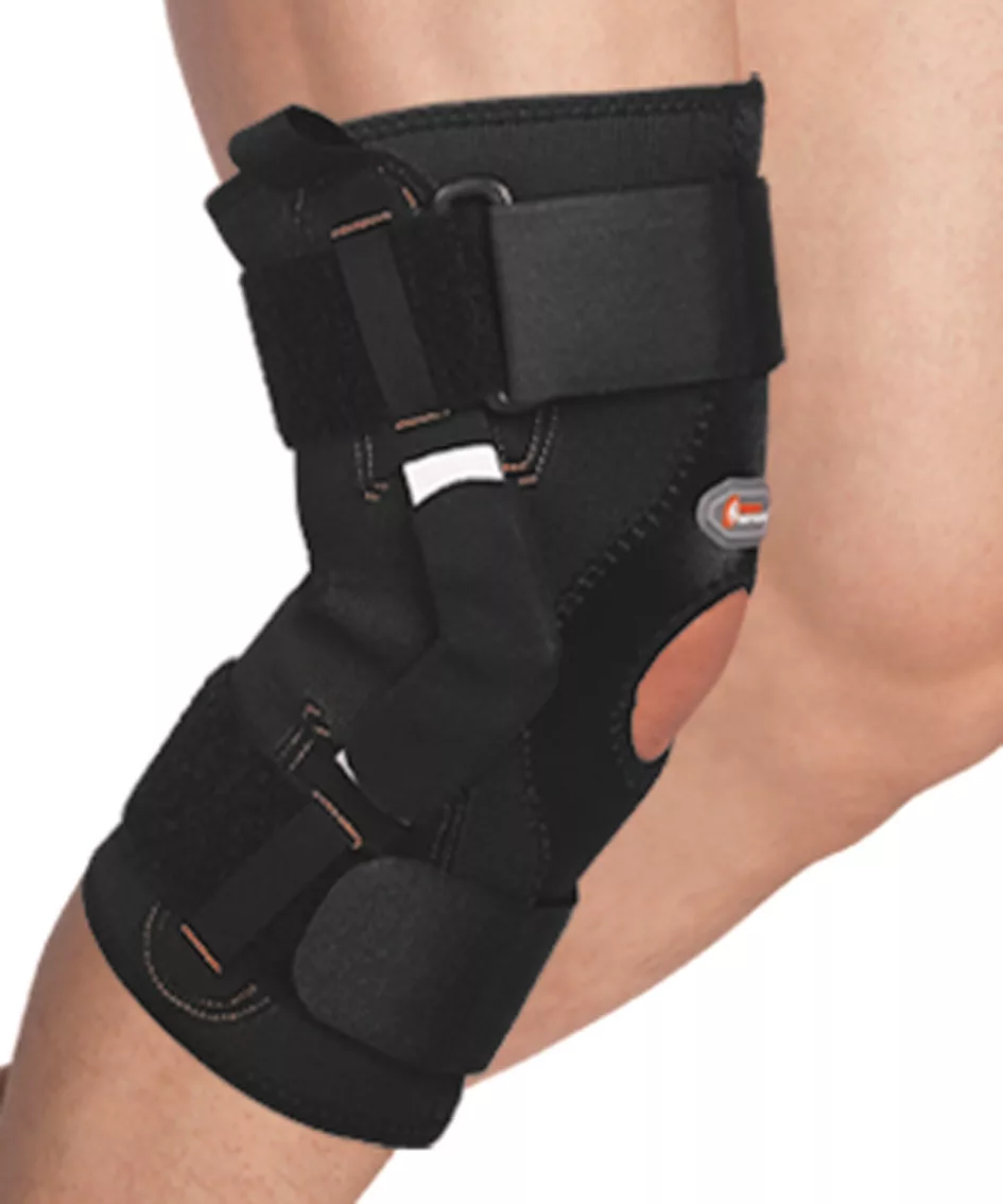 Реальное фото Бандаж колена PRO-9005 защитный усиленный с металлическим фиксатором от магазина СпортСЕ