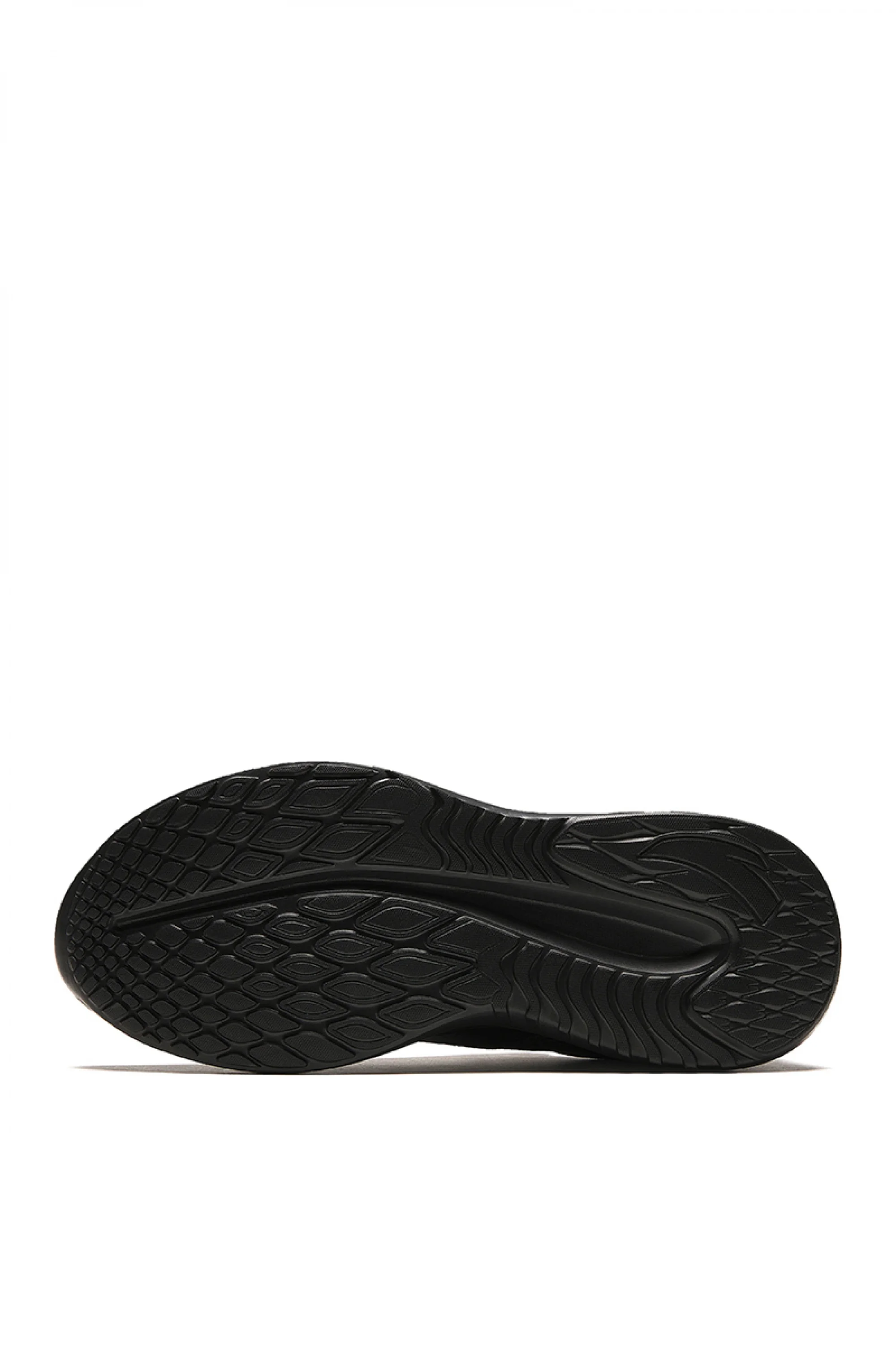 Реальное фото Кроссовки Anta Basic для бега мужские черный 812415577-6 от магазина СпортСЕ