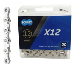 Цепь KMC x12 NP/BKS 126 звеньев с замком в упаковке ZTB22304
